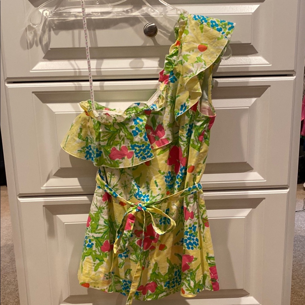 Floral One-Shoulder Top